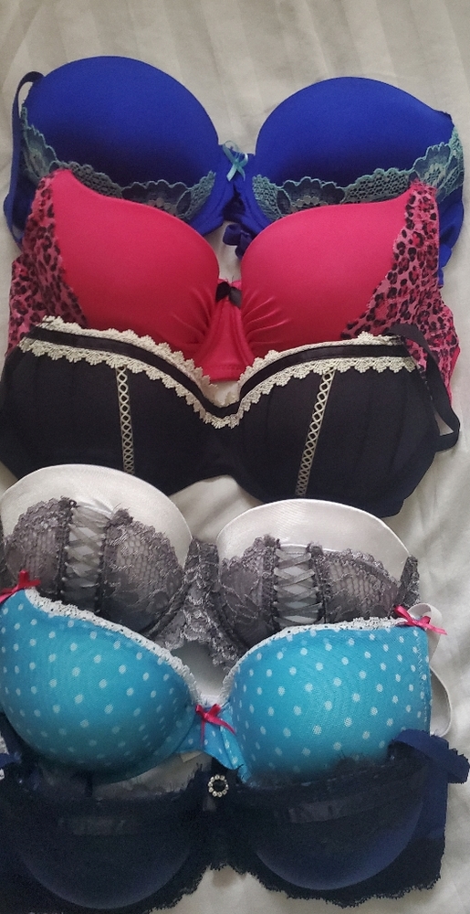 Bras - Picture 2 of 2